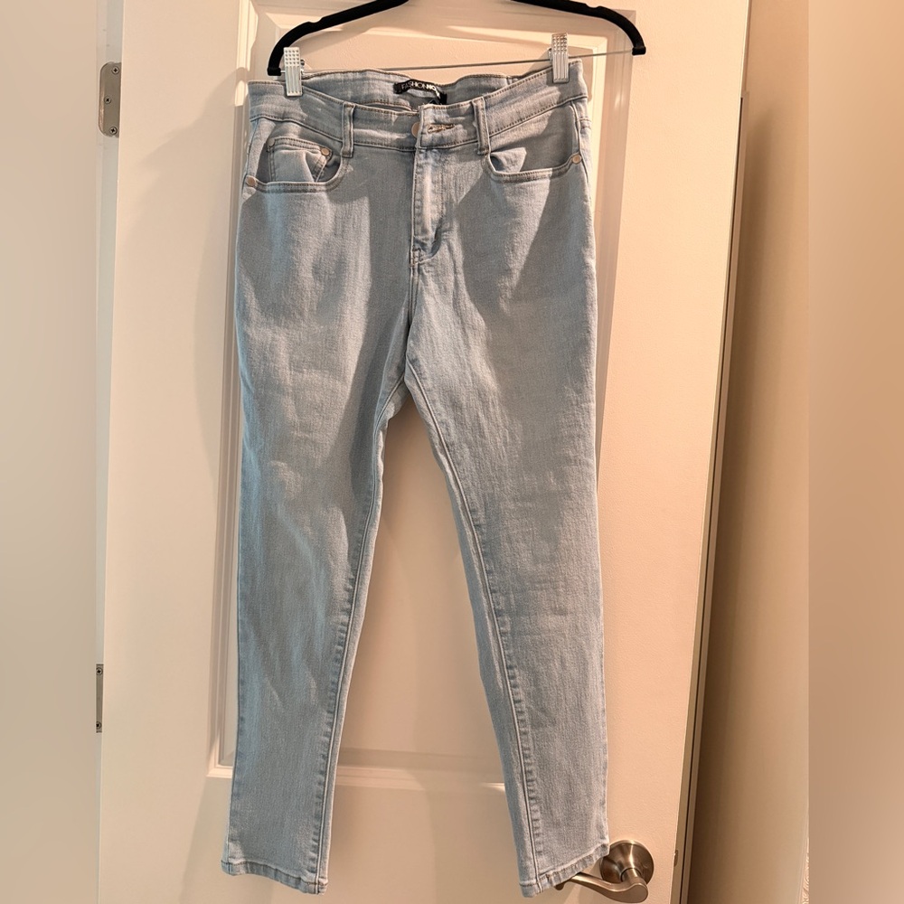 Fashion Nova Light Blue Skinny Jeans
